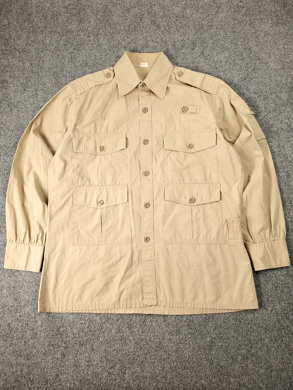 Vintage Safari Shirt Mens Large Military Field Utility Cargo Button Up Khaki Tan